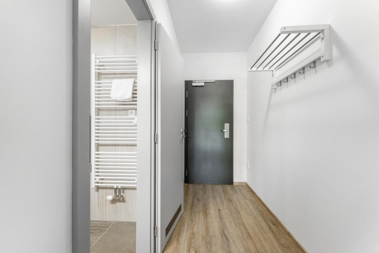 Apartman V Podebradech ปอดเยบราดิ ภายนอก รูปภาพ