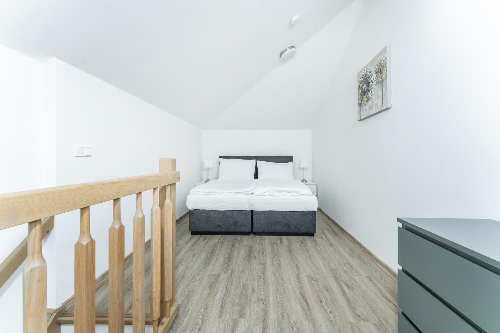 Apartman V Podebradech ปอดเยบราดิ ภายนอก รูปภาพ