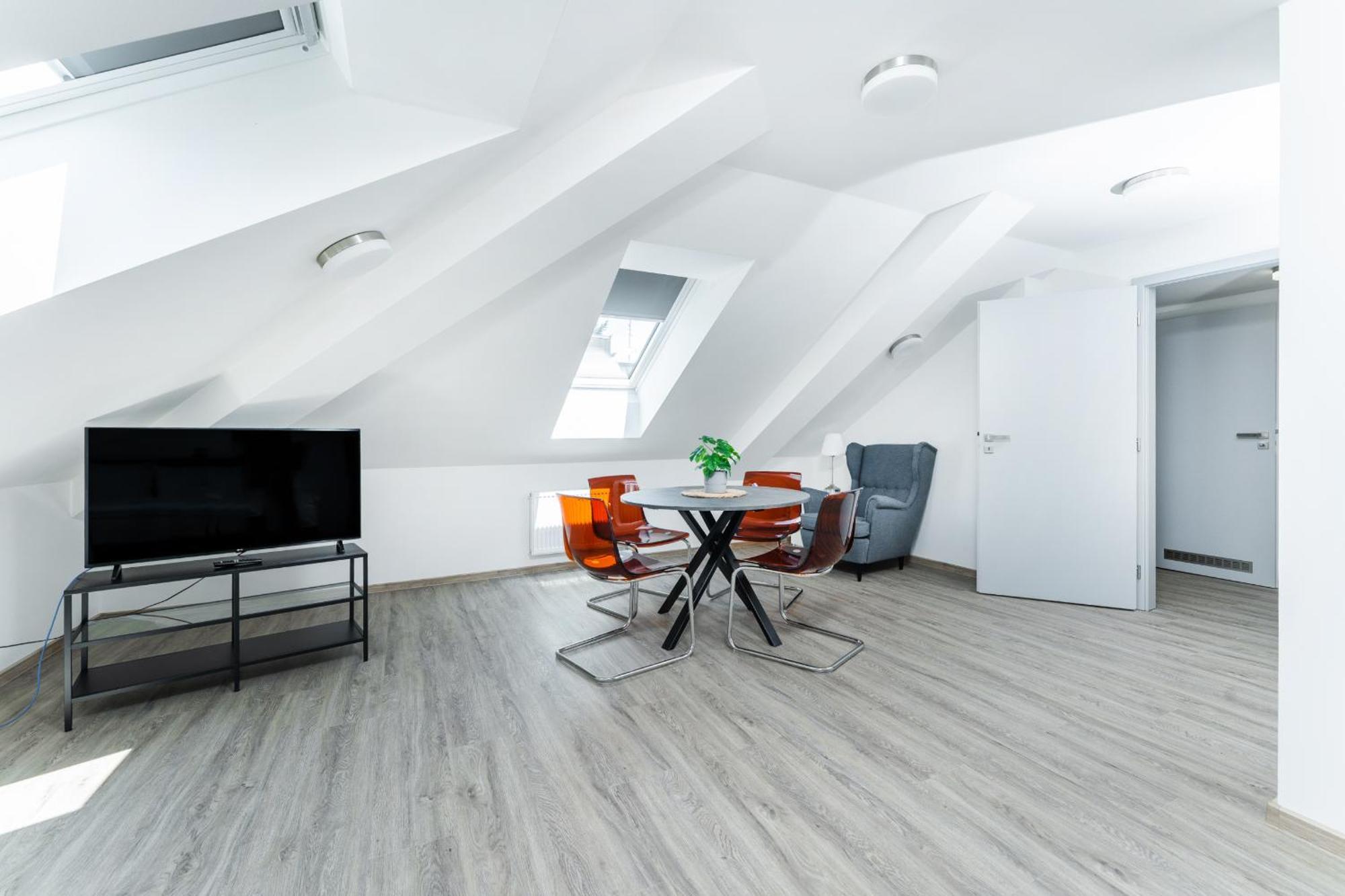 Apartman V Podebradech ปอดเยบราดิ ภายนอก รูปภาพ
