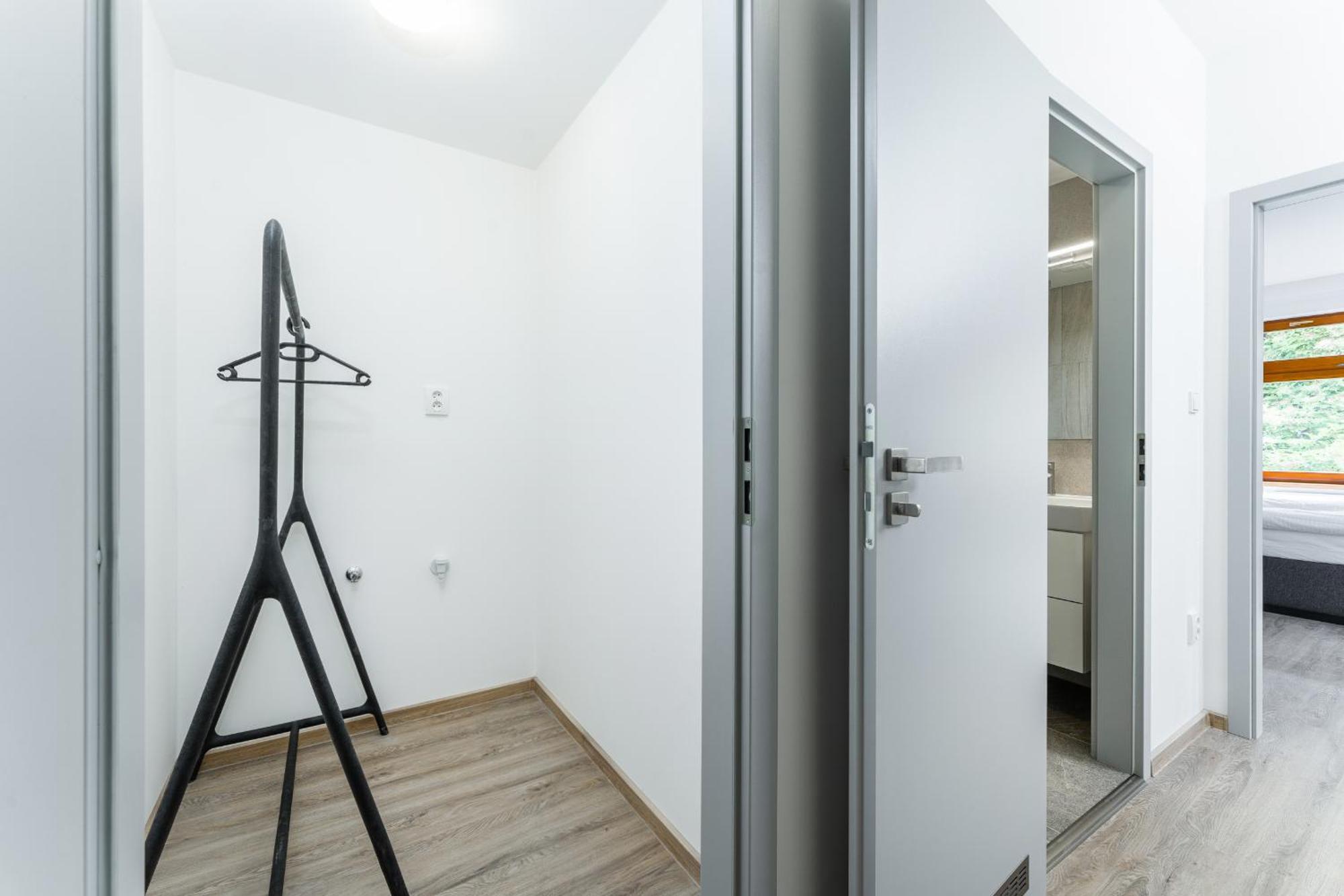 Apartman V Podebradech ปอดเยบราดิ ภายนอก รูปภาพ